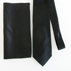 Alexander Julian Men's Silk Tie & Pocket Square Set